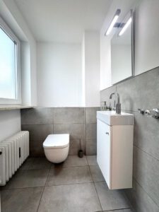 WC im 1. OG