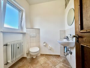 separate Toilette