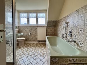 Bad Wohnung OG Ist-Zustand