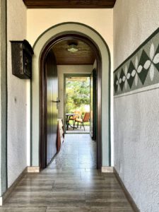 Durchgang zur Terrasse