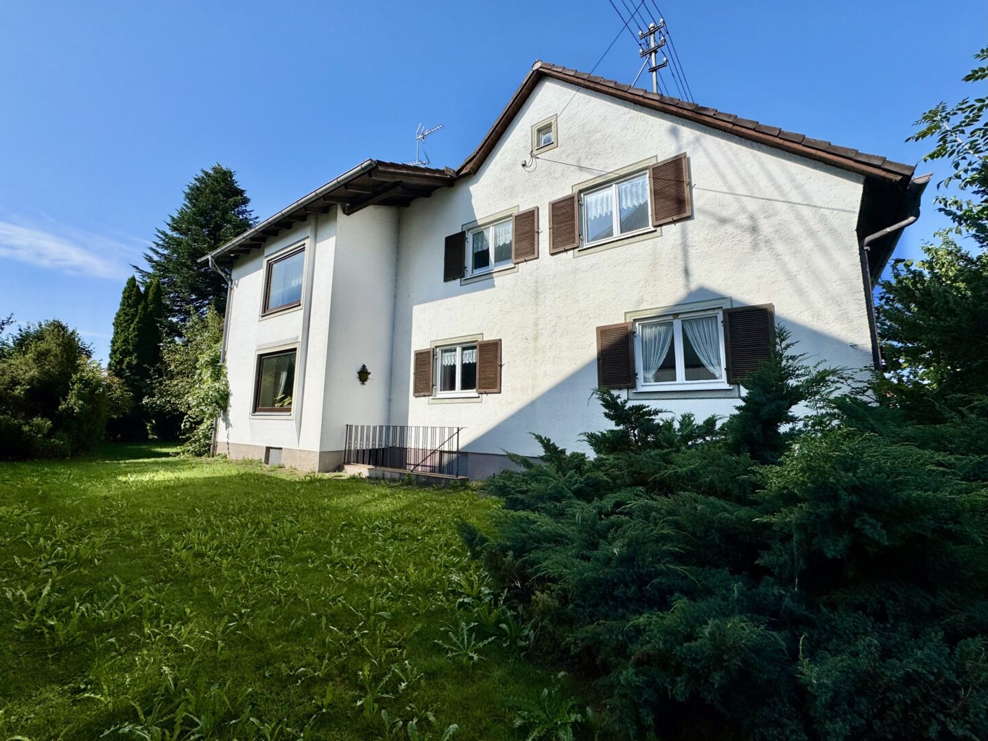 Ostansicht mit Kellerzugang