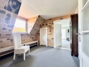 Durchgangszimmer OG